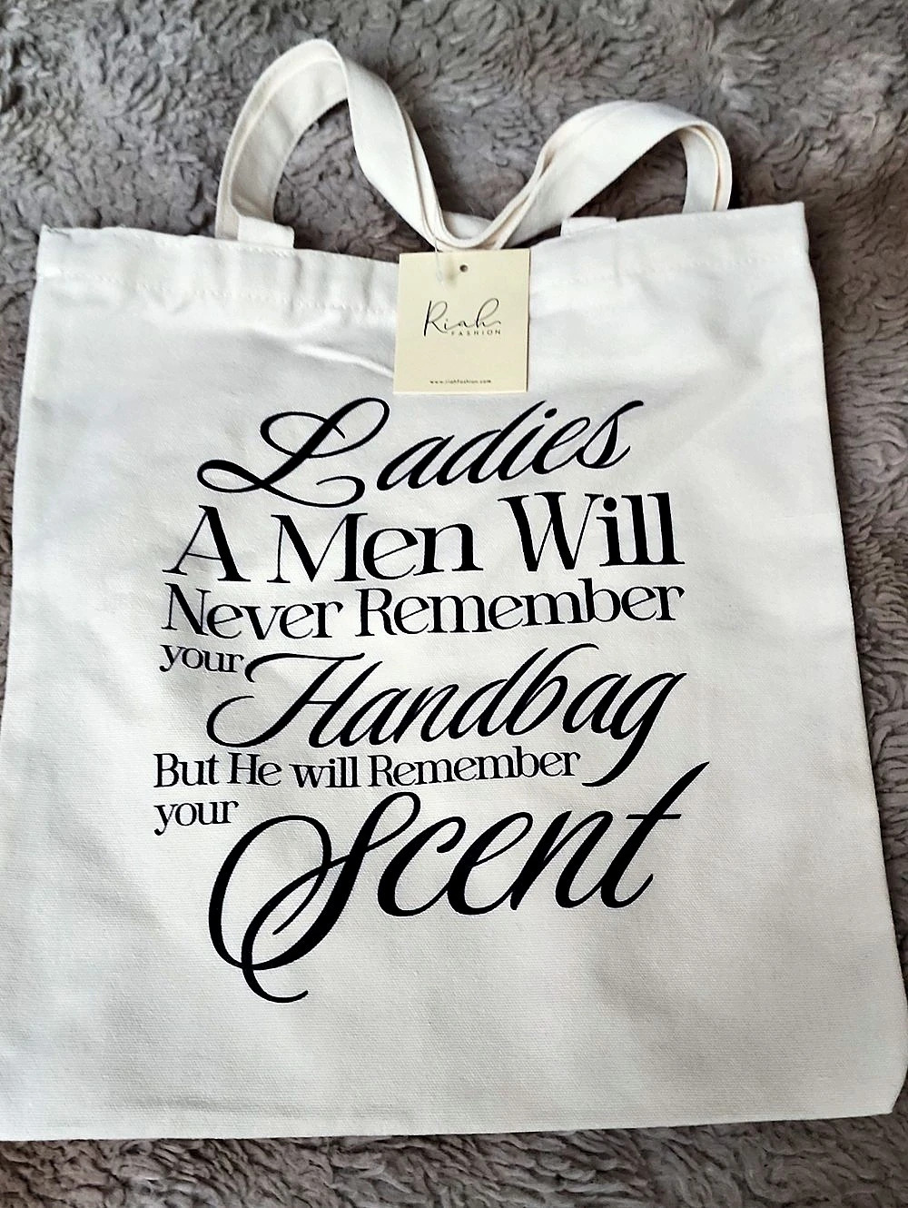 Rink Graphic Print Tote in White Like New